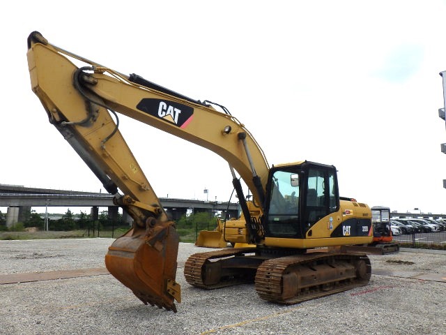 320D-BWZ07272